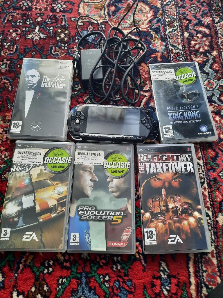 Sony- PSP met 5 games, Games en Spelcomputers, Ophalen, Zwart, PSP, Gebruikt