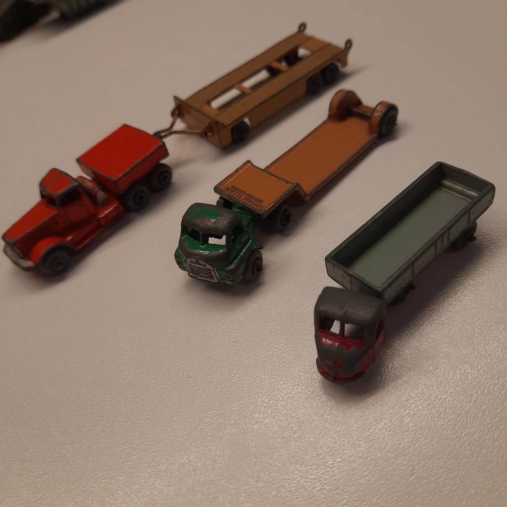 LESNEY UK : LOT DE 3 VOITURES UTILITAIRES. ANTIQUE/VINTAGE., Enlèvement, Utilisé, Bus ou Camion, Lesney