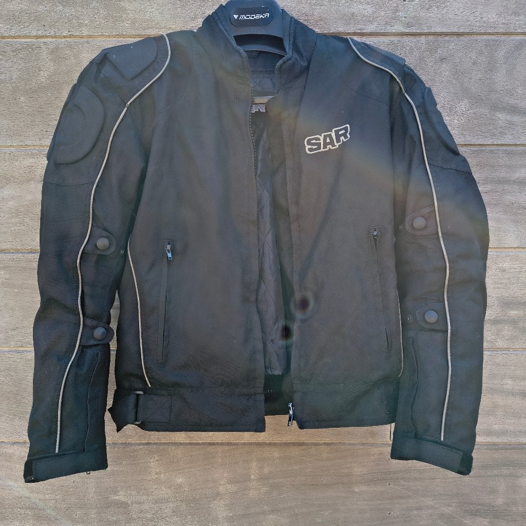 SAR motojas xs, Motos, Enlèvement