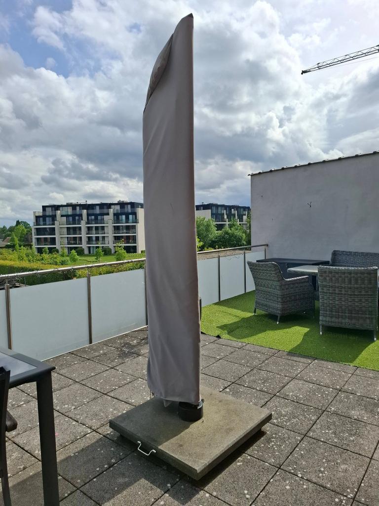 Parasol €350, Ophalen, Gebruikt, Kantelbaar, Overige typen