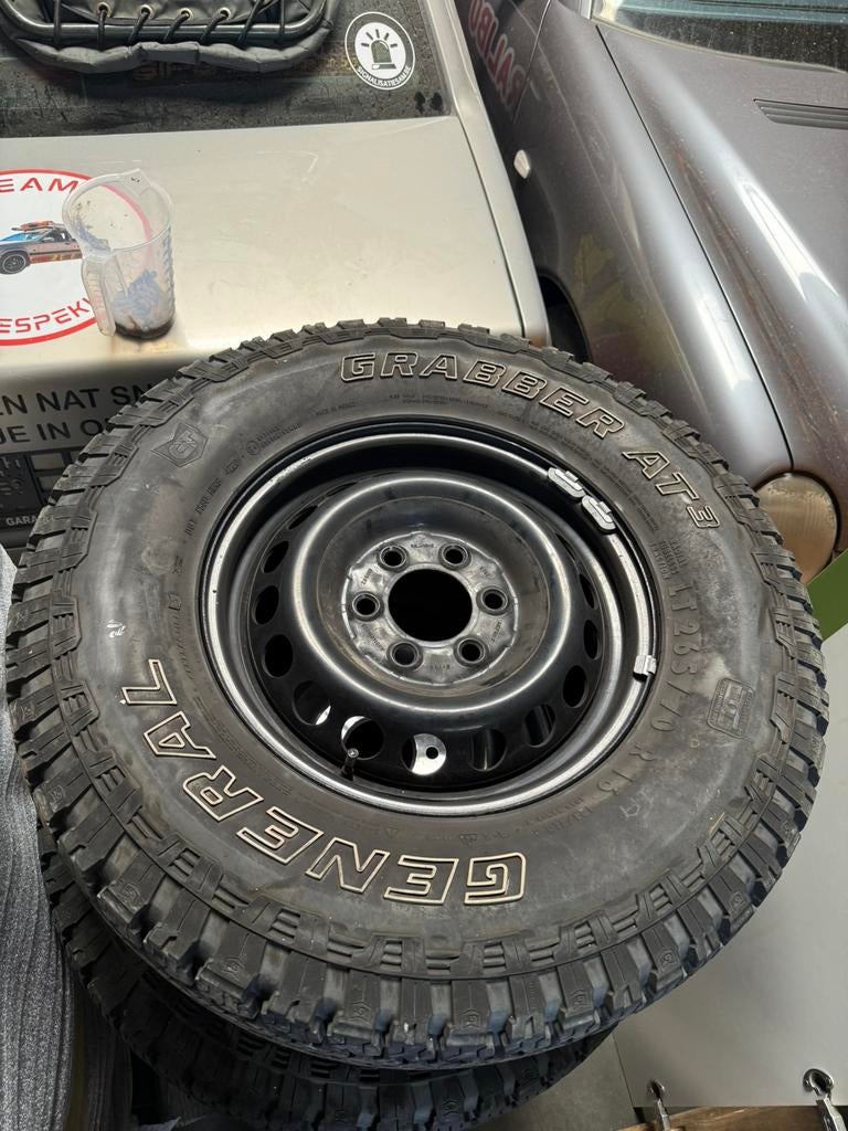 Banden general grabber 265/70r16, Ophalen, Band(en)