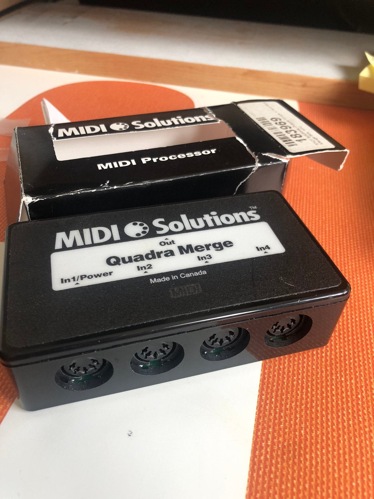 Midi Solutions Quadra Merge, Muziek en Instrumenten, Midi-apparatuur, Ophalen, Zo goed als nieuw