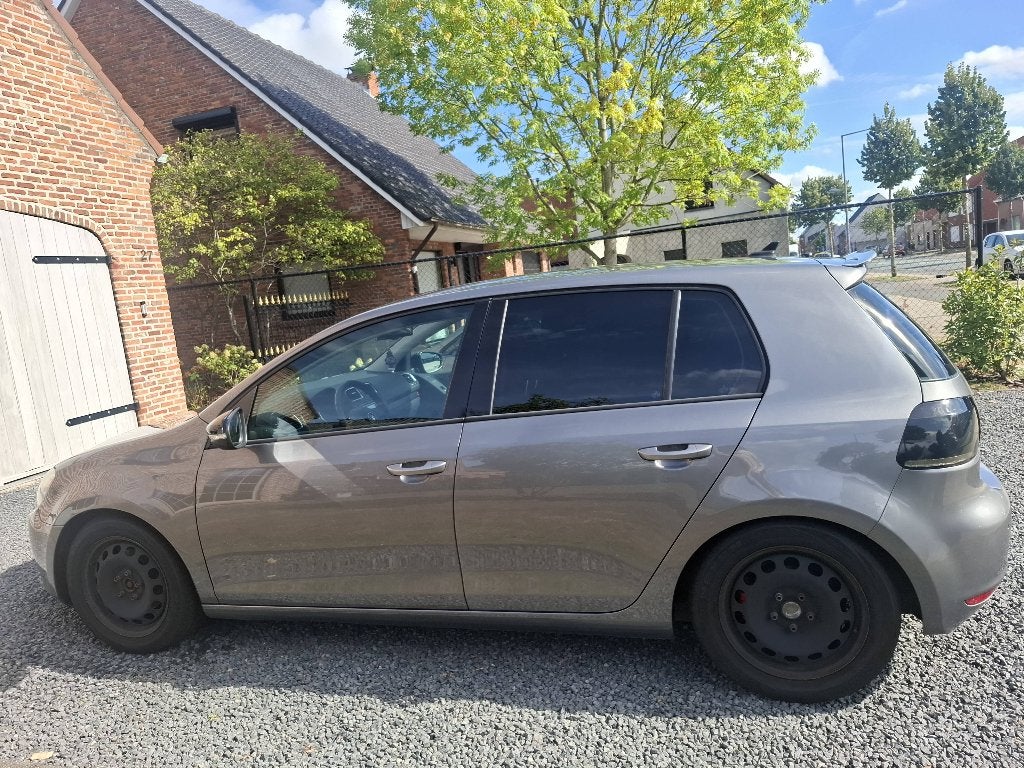 Volkswagen VI, Auto's, Volkswagen, Stof, 4 cilinders, 66 kW, Te koop