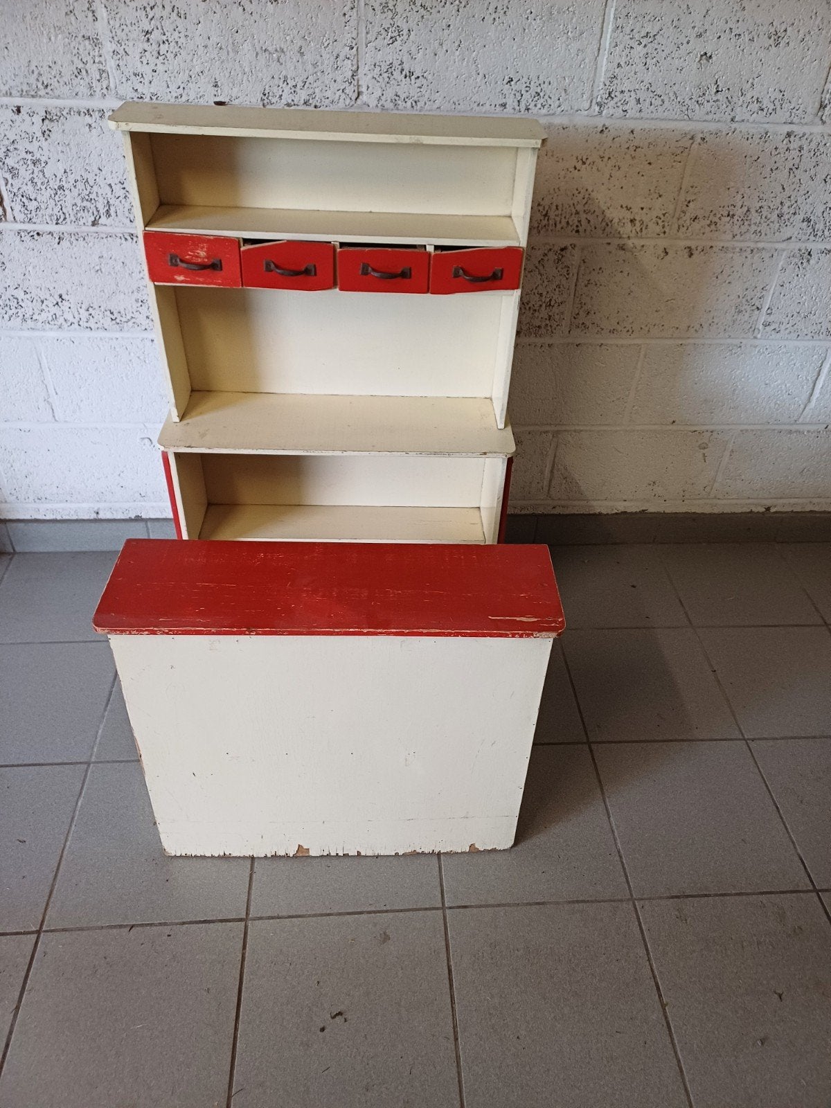 Oud kinderwinkeltje, Ophalen, Gebruikt, Meubelstuk of Keukentje
