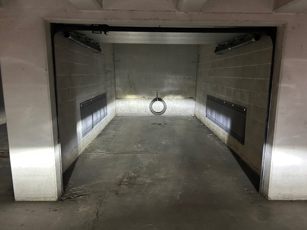 Knokke Zoute : garage te huur Albertplein, Immo, Garages & Places de parking, Province de Flandre-Occidentale