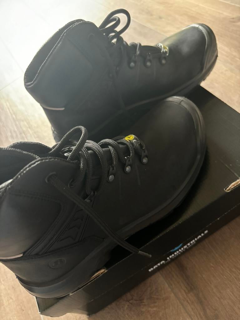 Veiligheidsschoenen, Ophalen of Verzenden, Zo goed als nieuw
