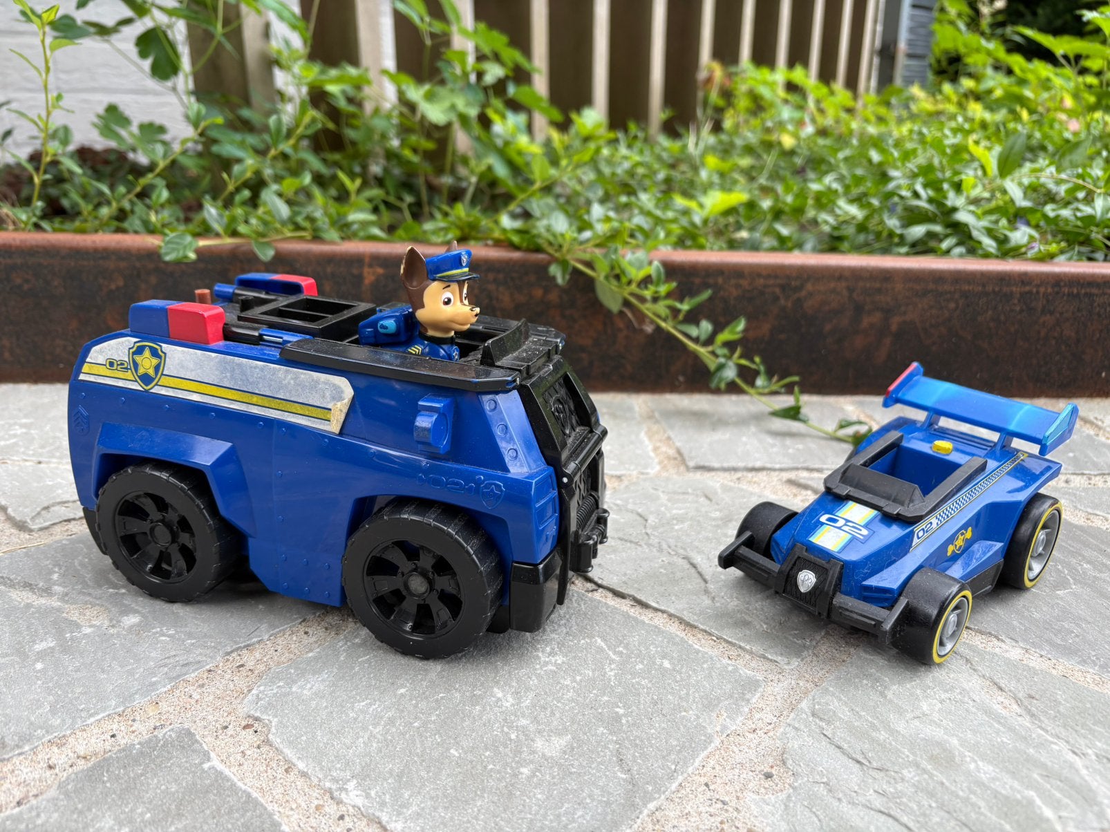 Paw patrol voertuigen incl poppetje, Ophalen, Zo goed als nieuw
