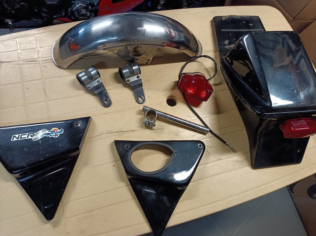 DIVERSE ONDERDELEN DUCATI KONINGSASSER EN 860 GT, Ophalen of Verzenden, Gebruikt