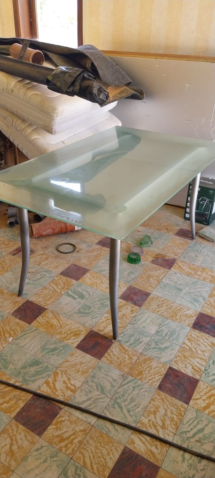 glazen tafel, 150 à 200 cm, Verre, Comme neuf, 100 à 150 cm