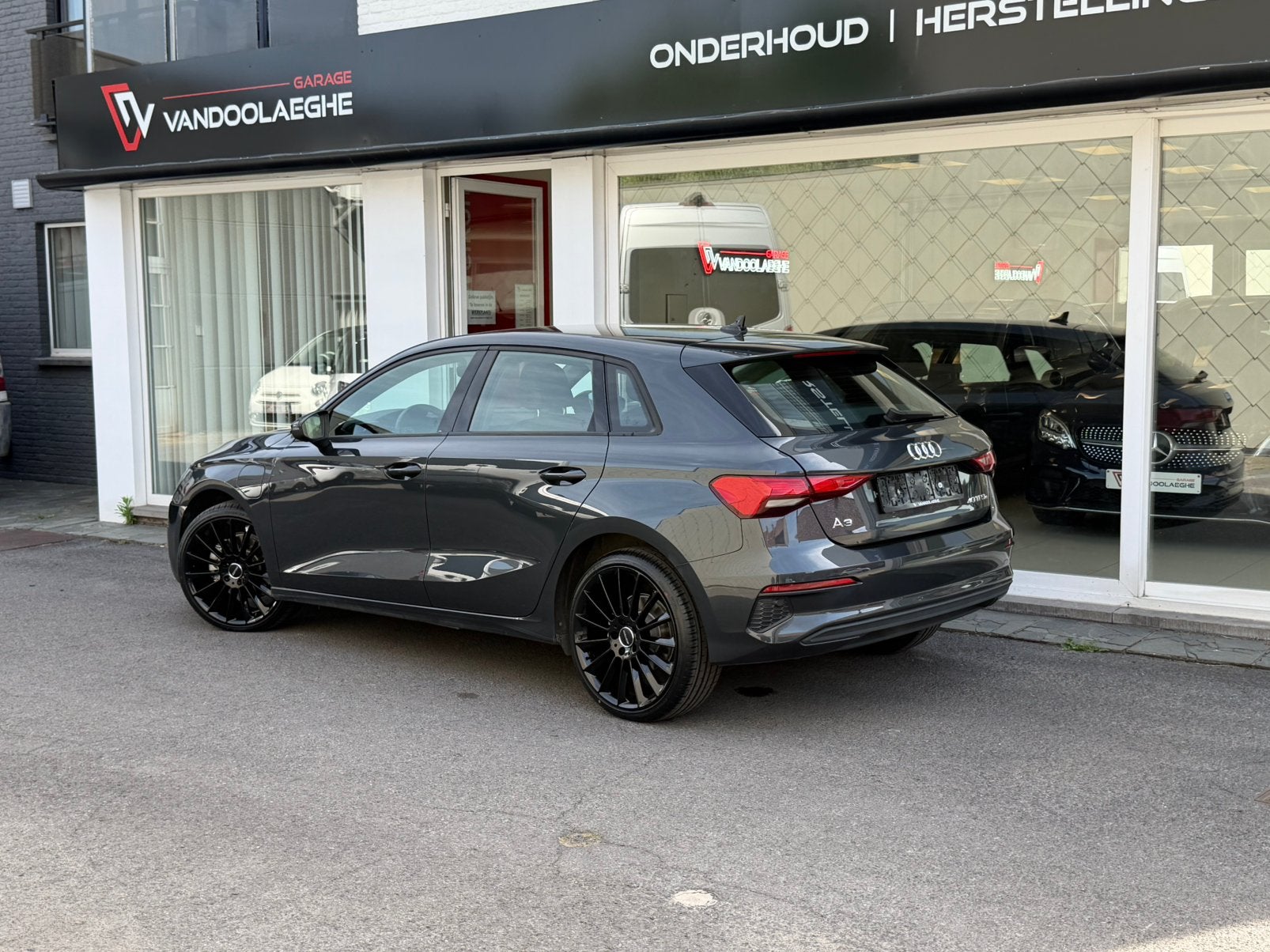 Audi A3 Sportback PHEV 40 TFSI e S tronic, 4 cilinders, 2065 kg, https://public.car-pass.be/vhr/62a6882d-6fbf-4126-98a6-5a7a37bdfd8f