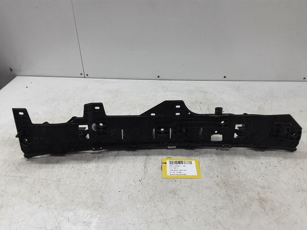 SUPPORT PARE-CHOCS CENTRE ARRIÈRE Corsa F (UB / UH / UP), Autos : Pièces & Accessoires, Opel, Opel Automobile GmbH, Utilisé, Kontakt-opel@opel.com