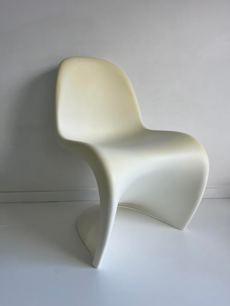 Chaise pour enfants Verner Panton de Vitra, Enlèvement