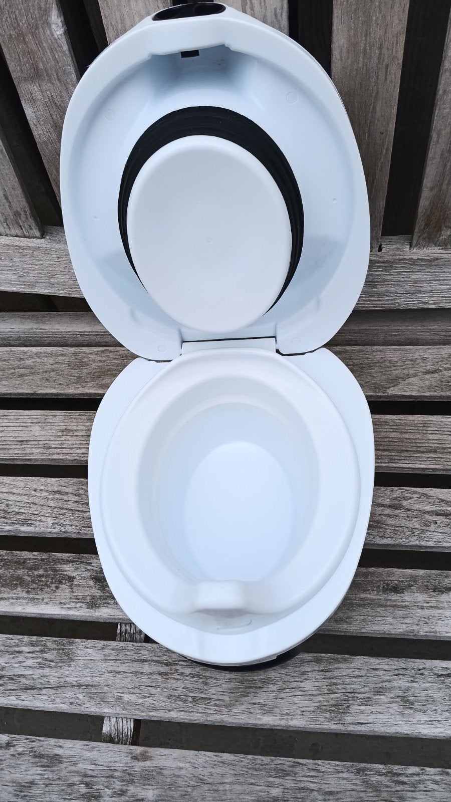Baby  wc, Ophalen