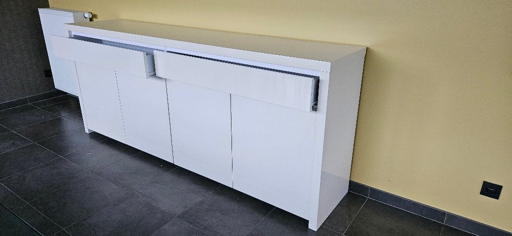 Dressoir, Ophalen, Met lade(s)