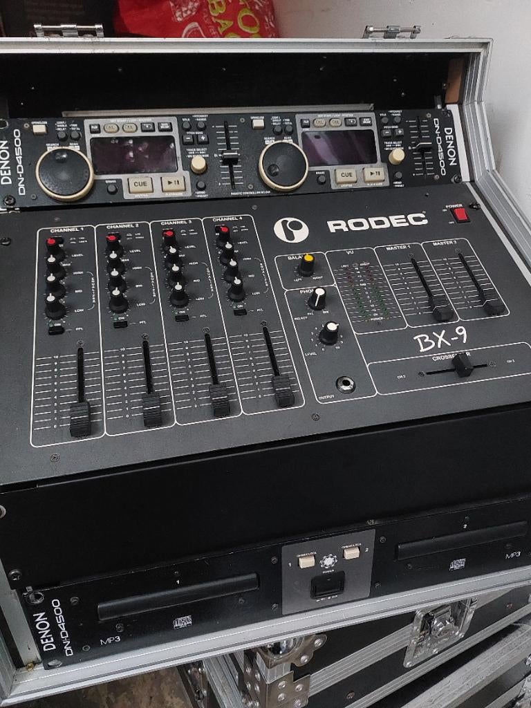 Rodec BX9 + Denon D4500 Mp3 in flightcase, Enlèvement, Utilisé, Moins de 5 canaux, Entrée micro