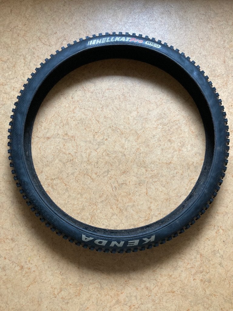 Pneu VTT Kenda Hellkat Pro ATC 29'' Tubeless Ready 2.6, Enlèvement ou Envoi, Pneu, Kenda