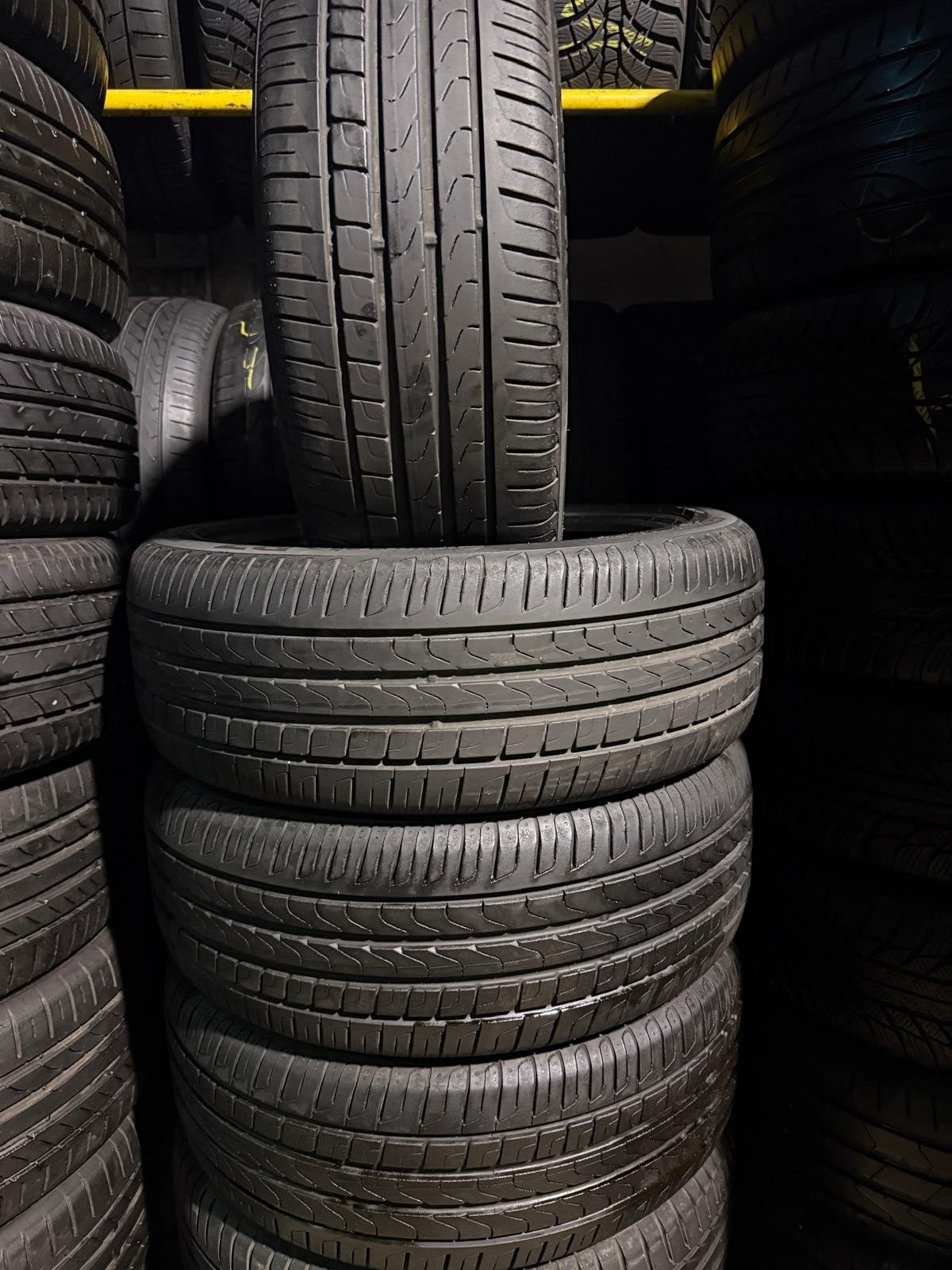 215 45 18 pirelli avec montage et équilibrage, Enlèvement
