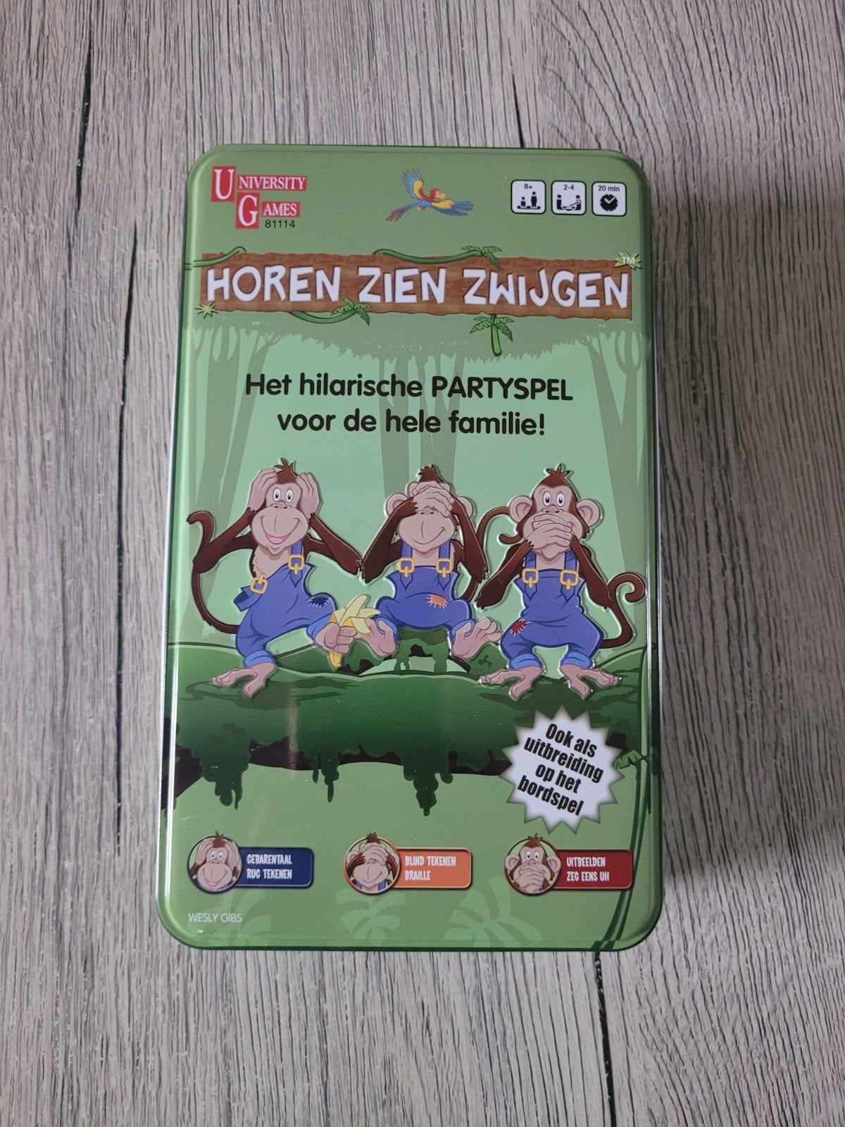 Horen Zien Zwijgen, Ophalen