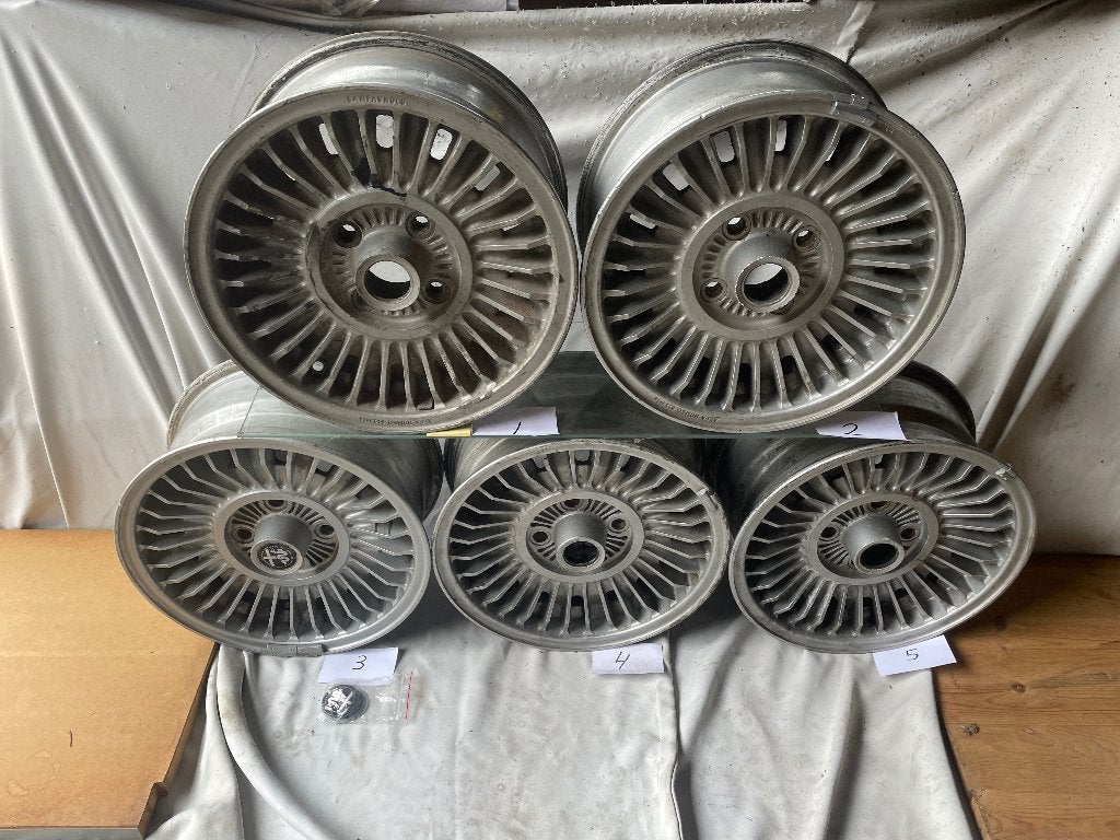 Turbine Alfa Romeo Montréal Campagnolo 6.5J 40607 originale , Enlèvement ou Envoi, Utilisé, Alfa Romeo