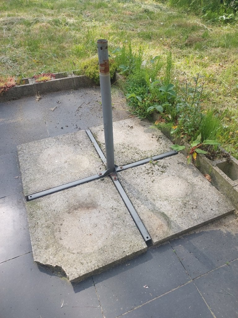 Parasolvoet plus tegels, Ophalen, Parasolvoet