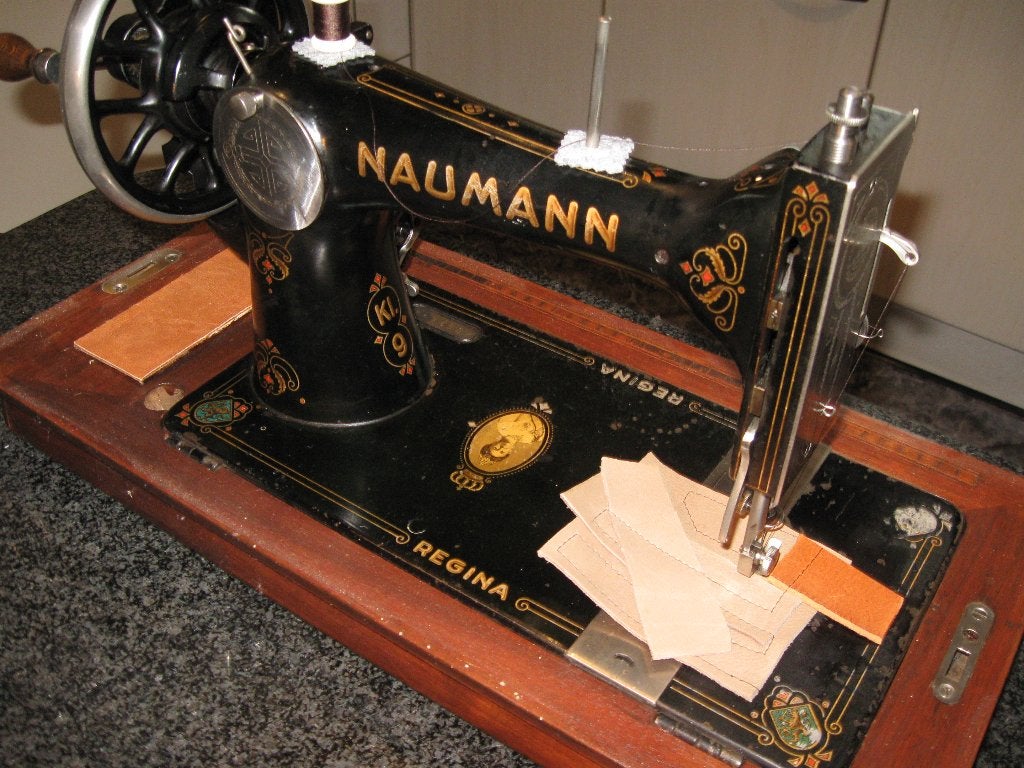 Naaimachine (leerstikker), Hobby en Vrije tijd, Naaimachines en Toebehoren, Ophalen, Gebruikt, Naaimachine