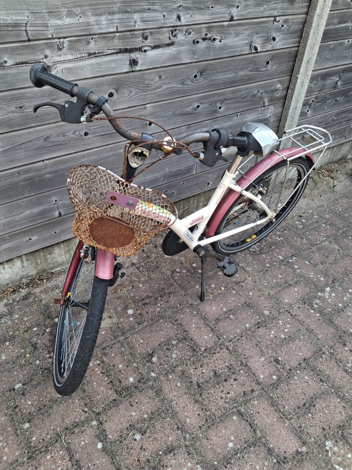 meisjesfiets, Enlèvement