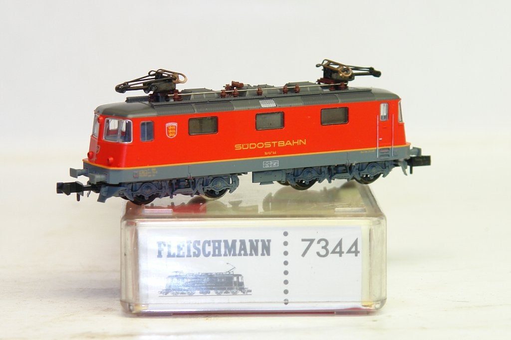 Fleischmann N 7344 motrice RE 4/4 Südostbahn SBB-CFF, Hobby & Loisirs créatifs, Analogique, Enlèvement ou Envoi, Fleischmann, Comme neuf