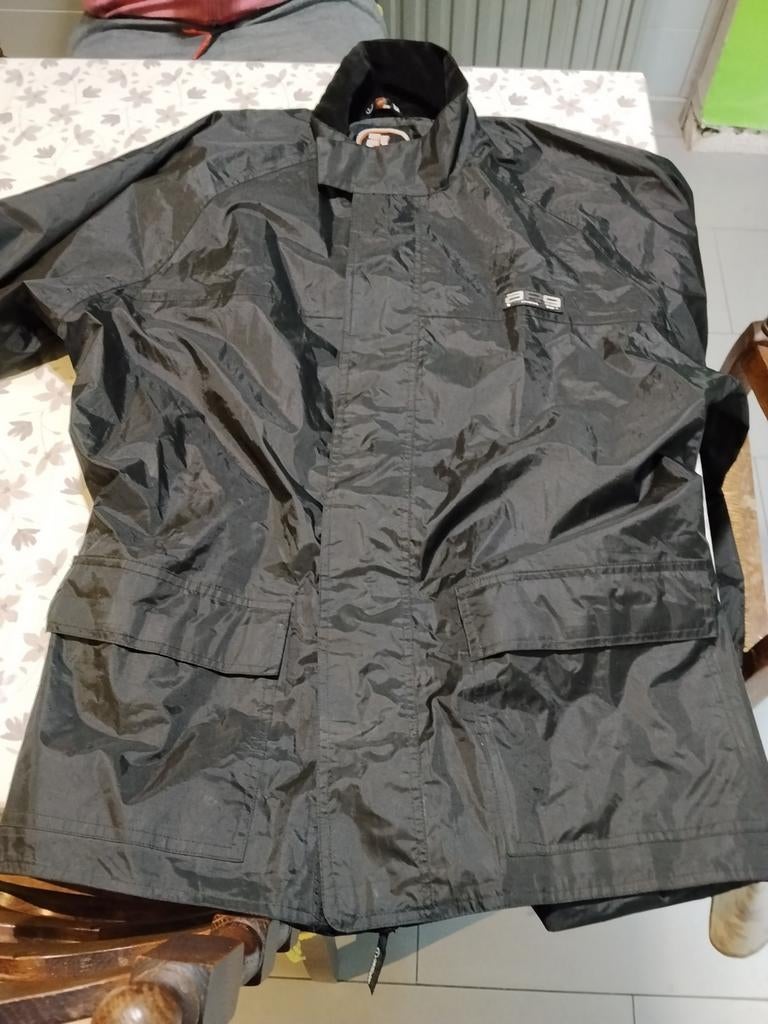 Regenvest, Motoren, Ophalen