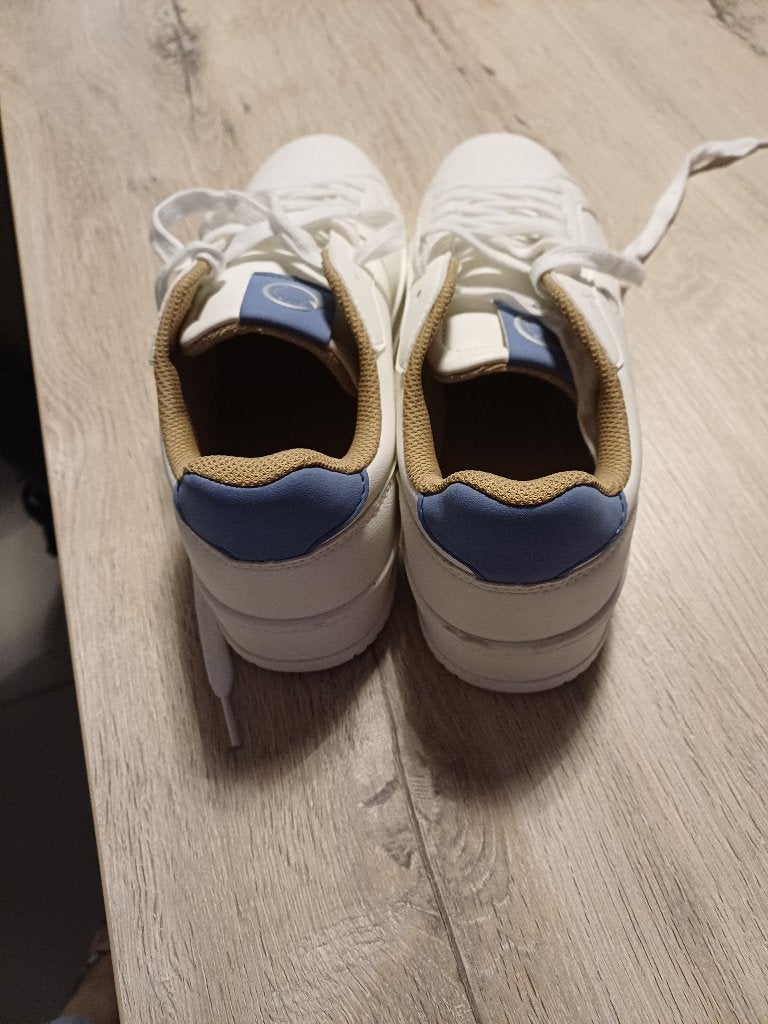 sneakers wit, Wit, Sneakers, Nieuw, Ophalen of Verzenden