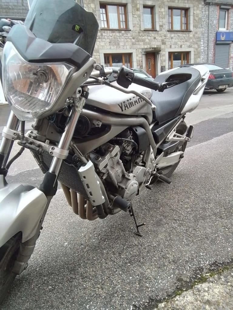 Yamaha fazer 1000cc année 2002, Motoren, Particulier