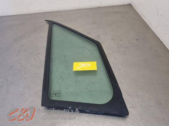 Vitre triangulaire avant droite d'un Volkswagen Crafter, Volkswagen, -, 3 mois de garantie, Utilisé