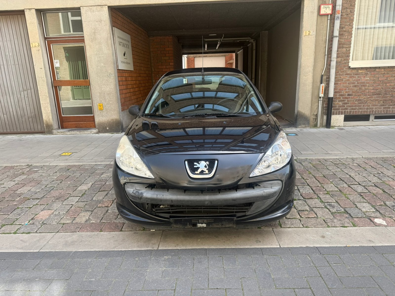 PEUGEOT 206+ / 1.1 BENZINE / 5DEURS / KOPPELING VERSLETEN, Voorwielaandrijving, Stof, Zwart, Zwart