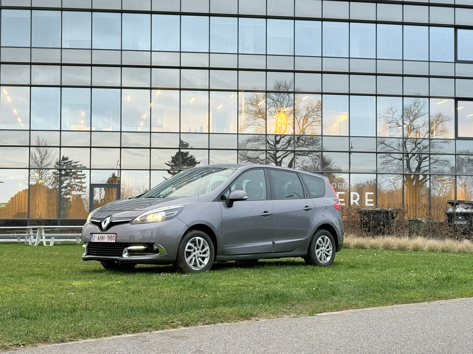 Renault Scenic, Auto's, Euro 5, Monovolume, Zwart, 4 cilinders