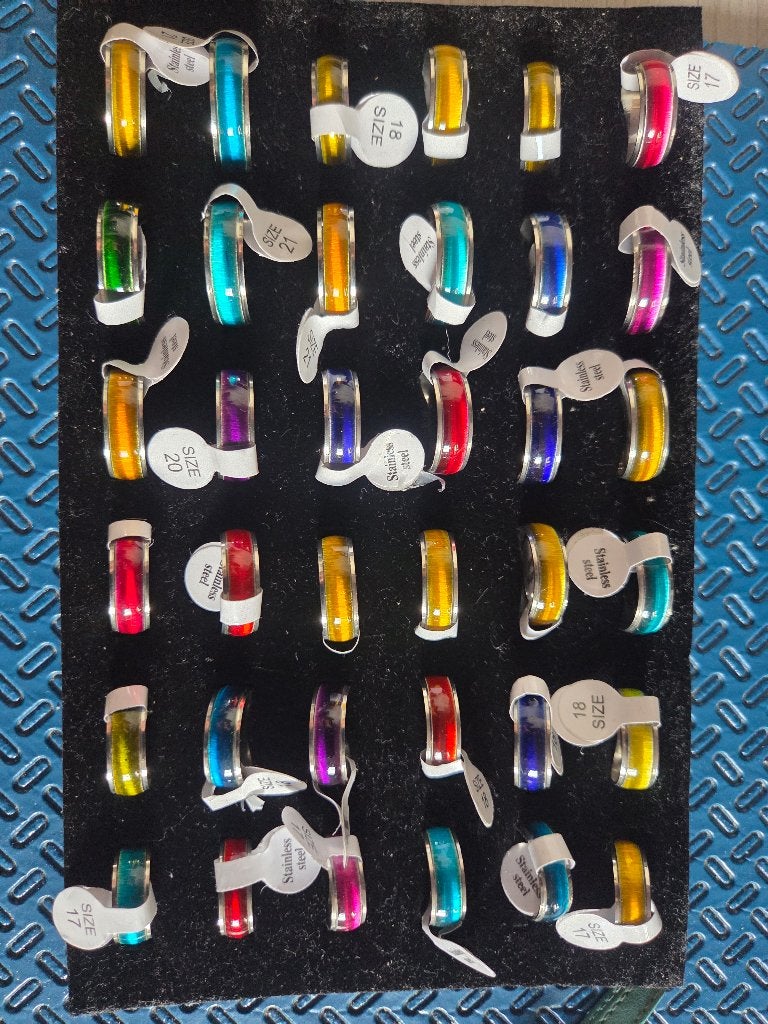 36 moodrings, Bijoux, Sacs & Beauté, Neuf, 20 ou plus grands, Autres couleurs, Femme ou Homme