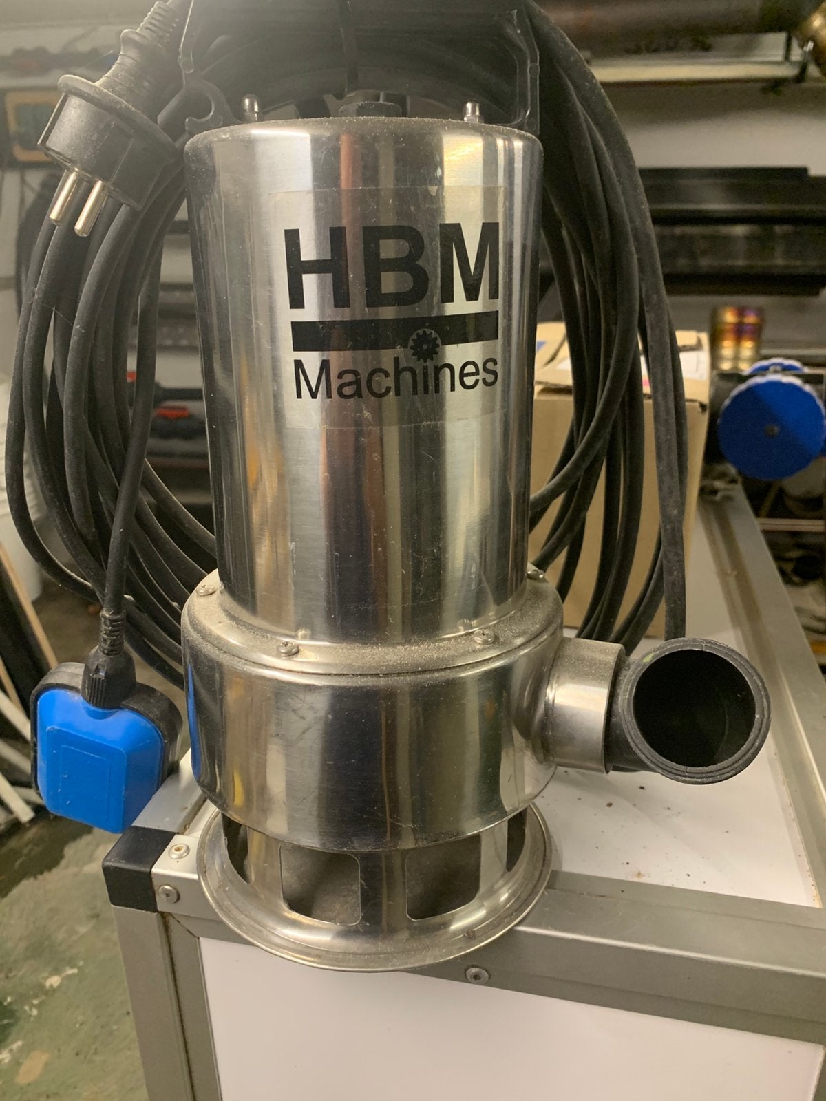 HBM waterpomp, Ophalen, Zo goed als nieuw