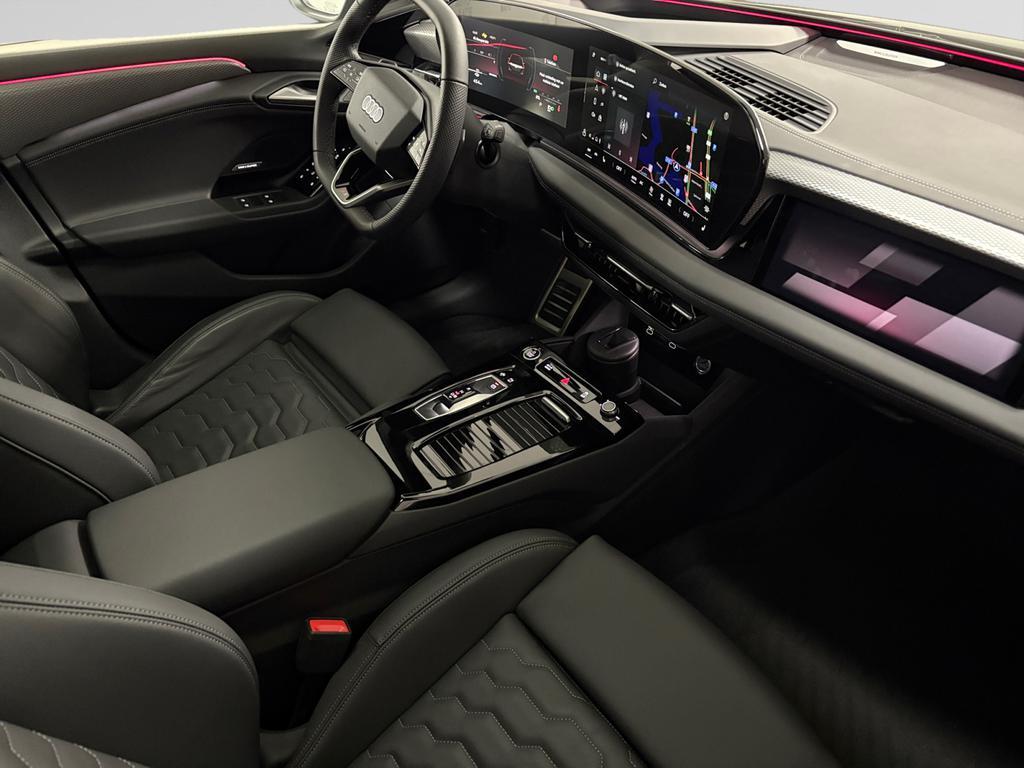 Audi A6 Avant e-tron A6 Avant e-Tron 100 kWh Performance Cor, Autos, Achat, Cruise Control, https://public.car-pass.be/vhr/5610c7b8-6a1a-41dc-aaa4-1b4713b92f9f