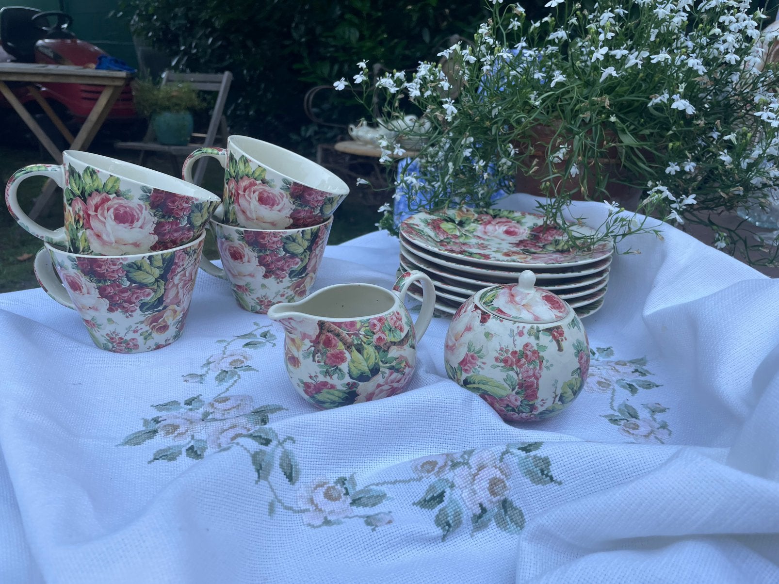 Servies rozen, Ophalen