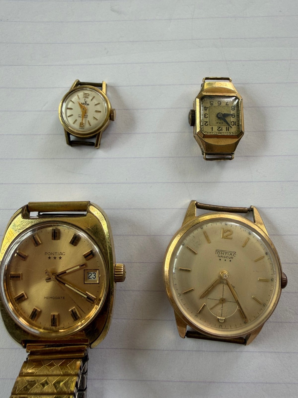 Oude horloges, pontiac, …, Handtassen en Accessoires, Ophalen, Overige materialen, Polshorloge, Overige merken