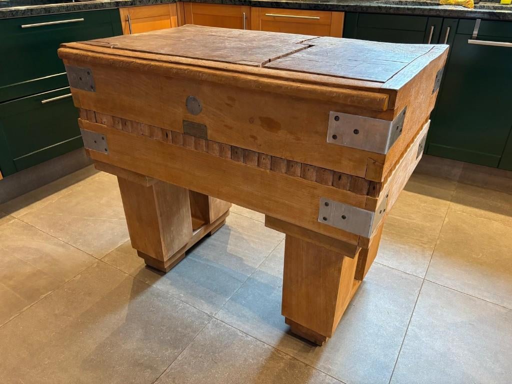 Antieke slagersblok (kapblok) 100b x 64d x 87h, Ophalen