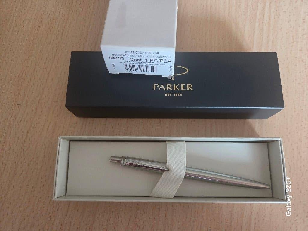 Parker Jotter Stainless Steel Chrome Stylo-bille (1953170), Neuf, Stylo, Enlèvement, Avec boîte