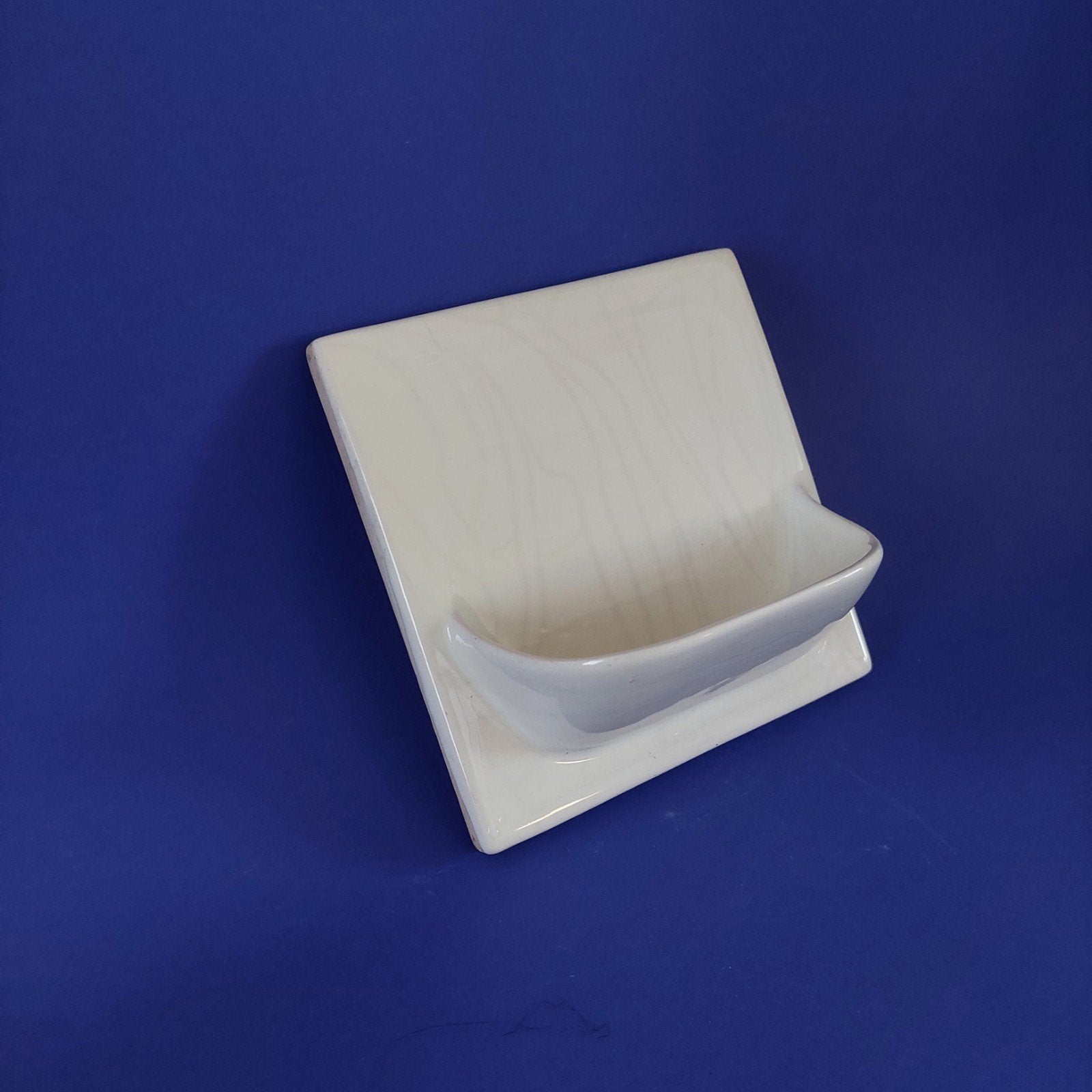 Vintage Keramisch Inbouw Zeepbakje – Crème/gebroken wit, Huis en Inrichting, Badkamer | Badkamermeubels, Ophalen