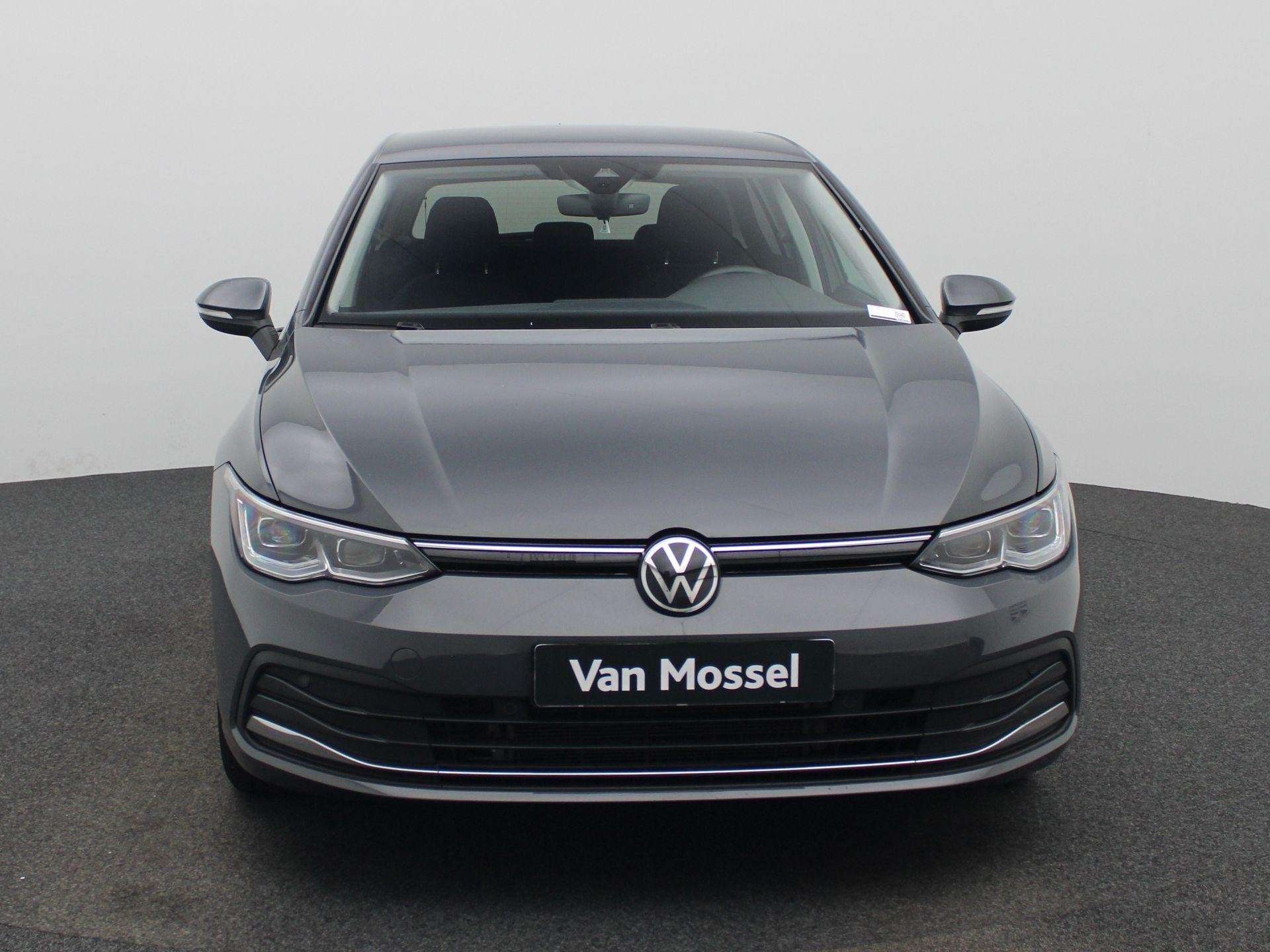 Volkswagen Golf VIII 1.0 TSI 81kW Life SFEERVERLICHTING | CA, Auto's, Stof, Gebruikt, Zwart, 1257 kg