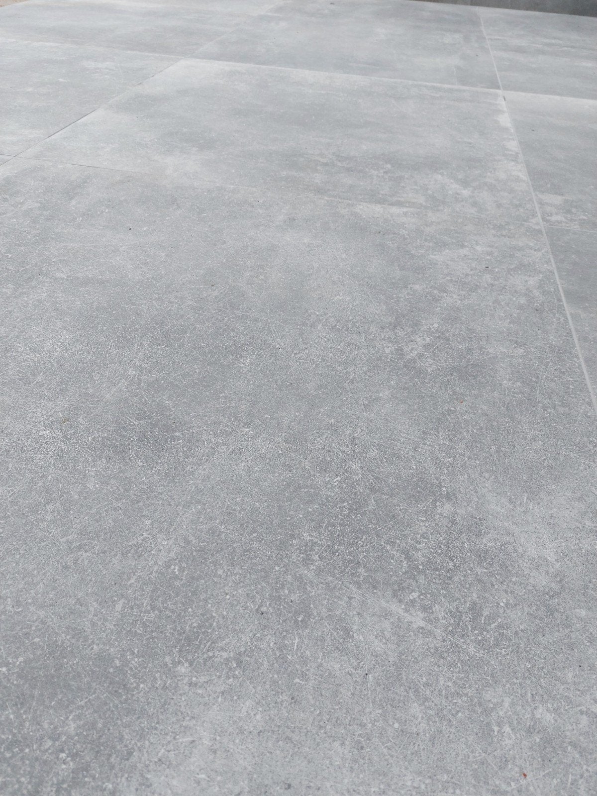 2 nieuwe keramische tefels 1m op 1m  2 cm dik, Tuin en Terras, Tegels en Klinkers, Ophalen
