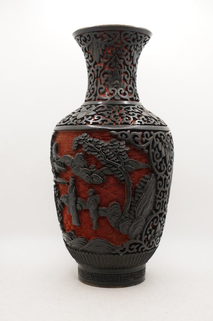 Chinese cinabbar lakvaas zwart rood, Antiek en Kunst, Ophalen of Verzenden