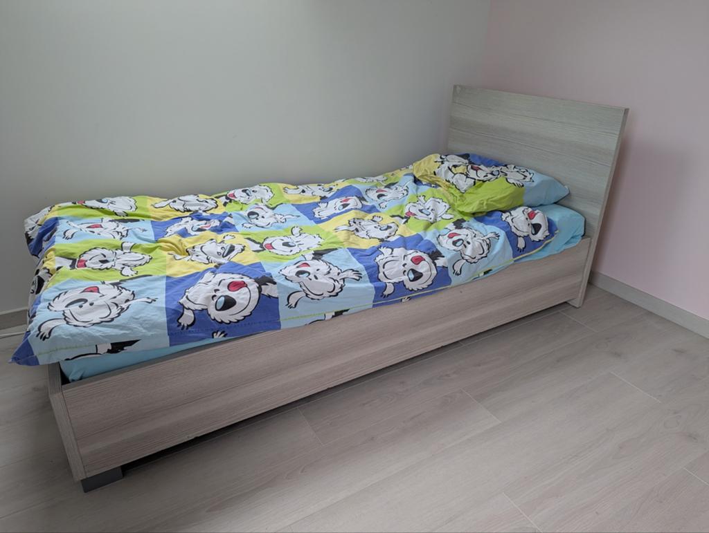 Bed, 1 persoons, 90x200 met matras, Enlèvement