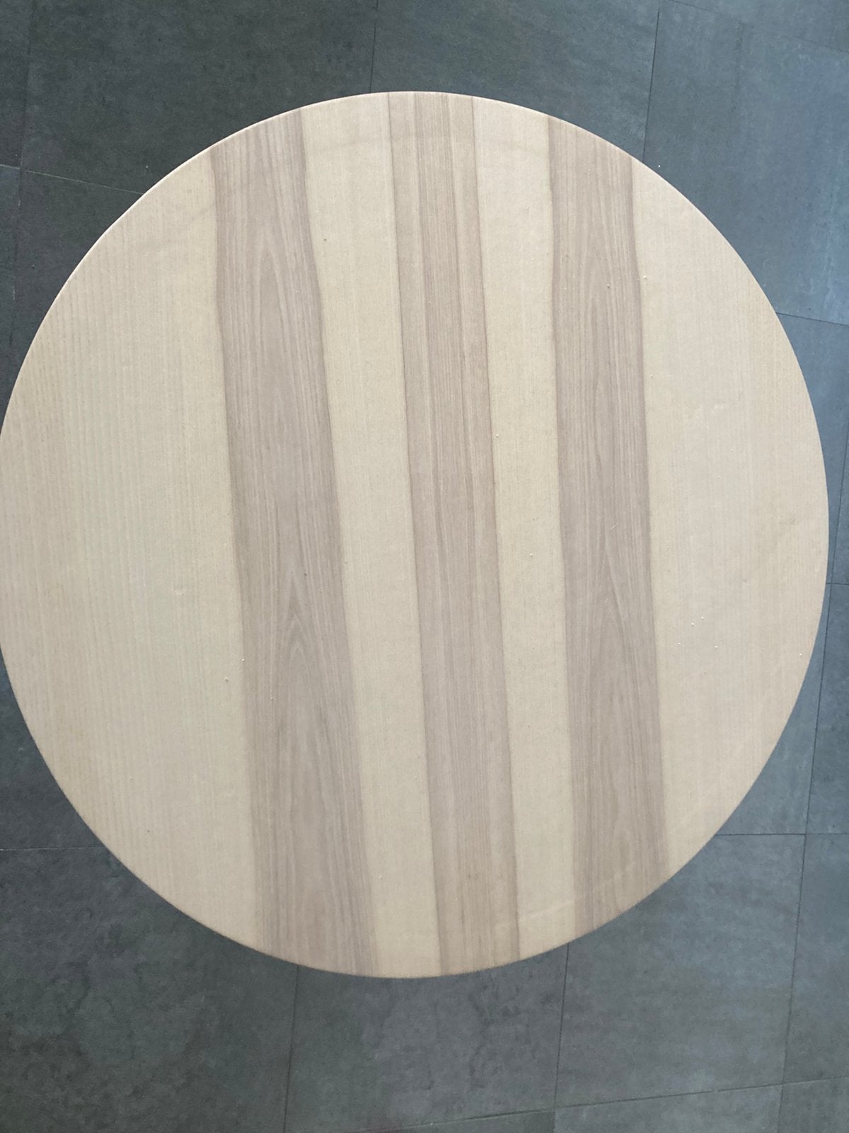 Table ikea lisabo ronde 2023 etat neuf, Enlèvement, Comme neuf