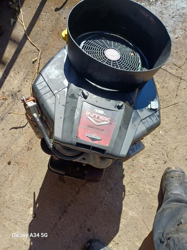 Moteur tracteur tondeuse bicylindres 18cv lire l'annonce, Enlèvement, Utilisé, Fonction de mulching