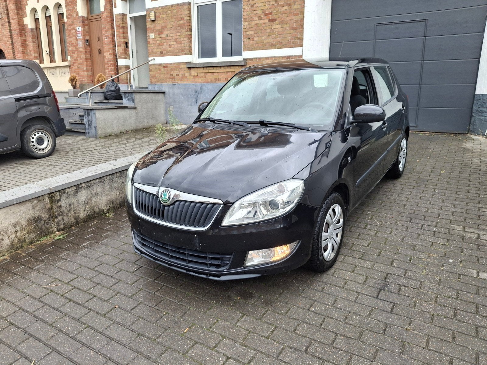 Skoda Fabia 1.2i benzine, Auto's, https://public.car-pass.be/vhr/54d7f9e3-8364-4482-afee-06bcafe5f4ed, Euro 5, 1198 cc, Zwart