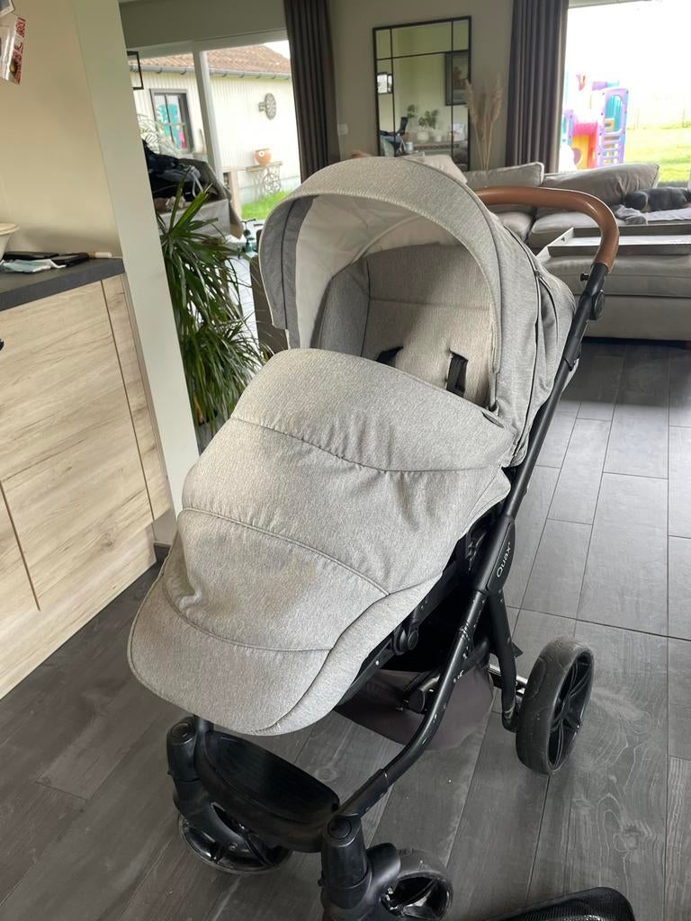 Prachtige buggy Quax Avenue grijs met accesoires, Ophalen, Gebruikt, Kinderwagen