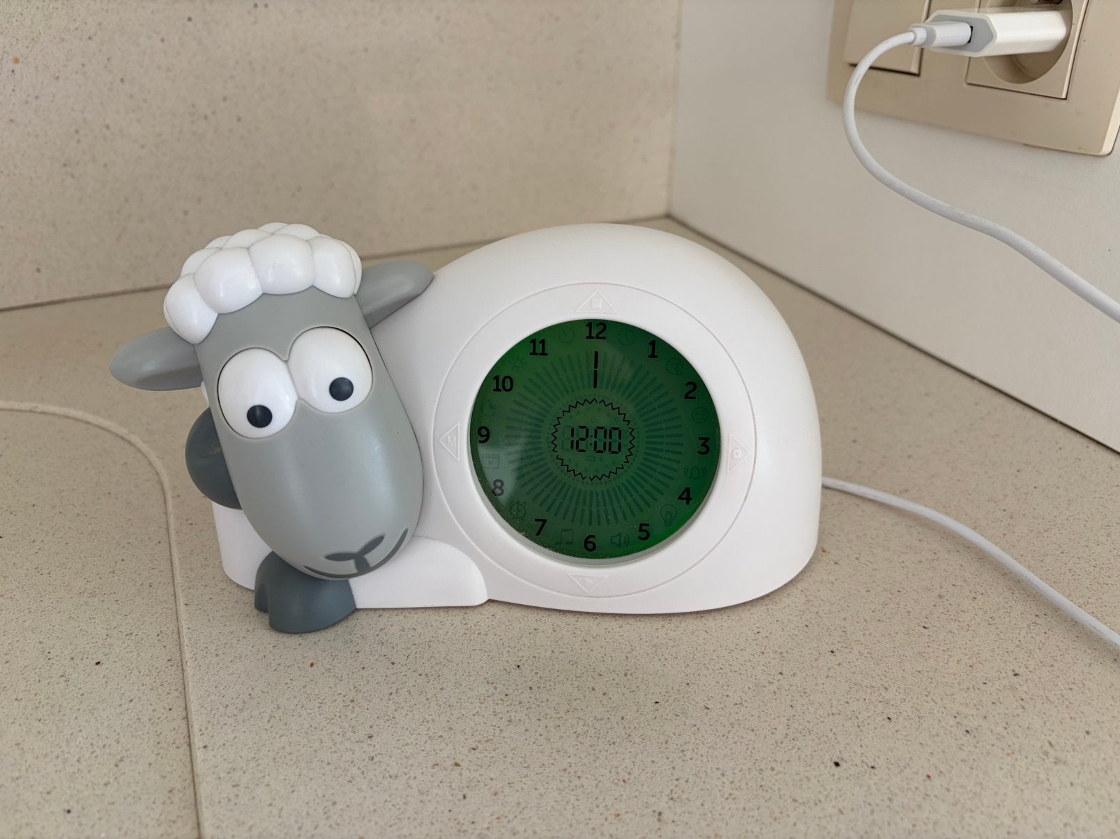 Slaapwekker/slaaptrainer Sam het schaap, Elektronische apparatuur, Ophalen, Zo goed als nieuw